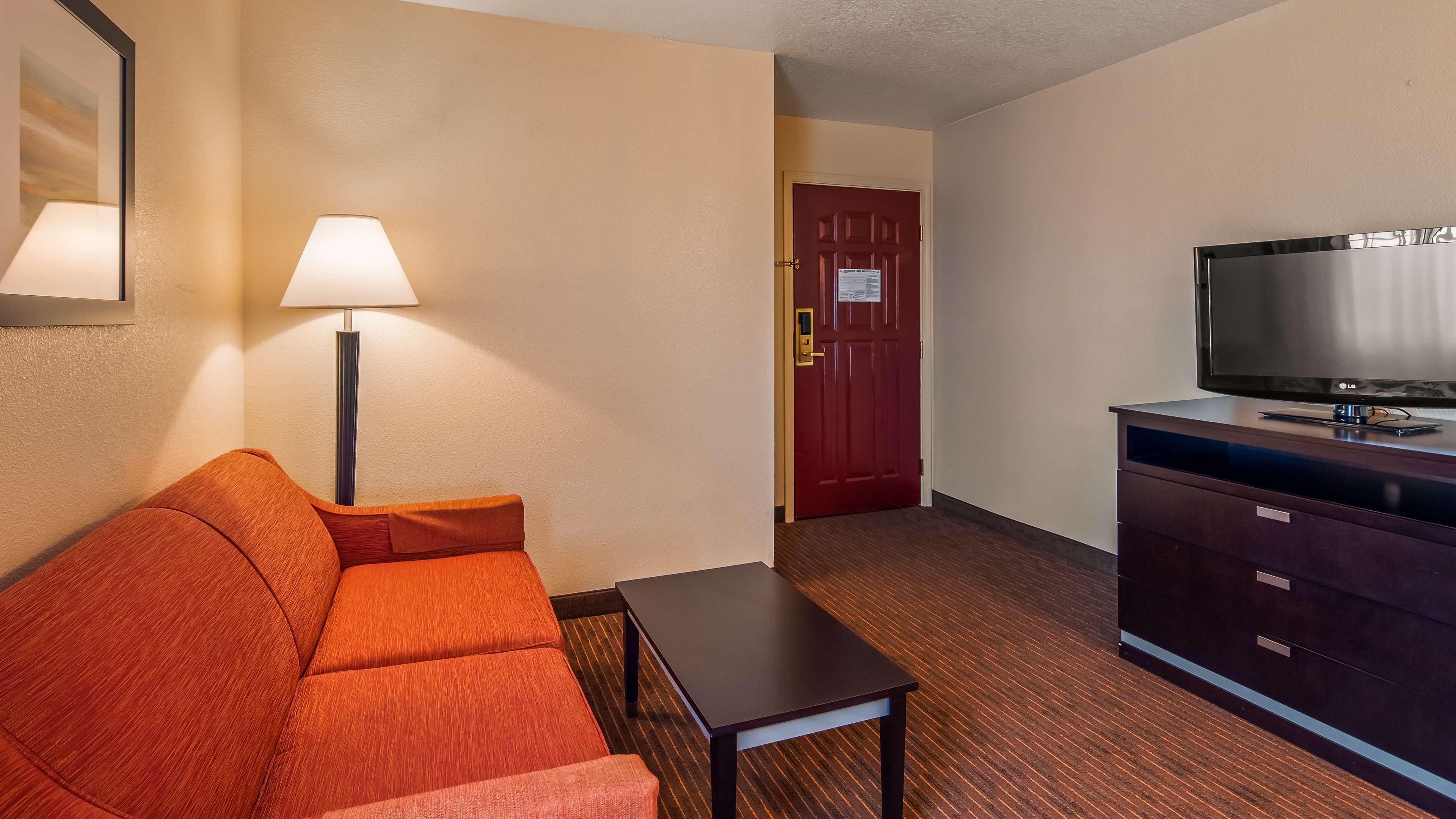 Best Western Luxury Inn Tracy Exteriér fotografie