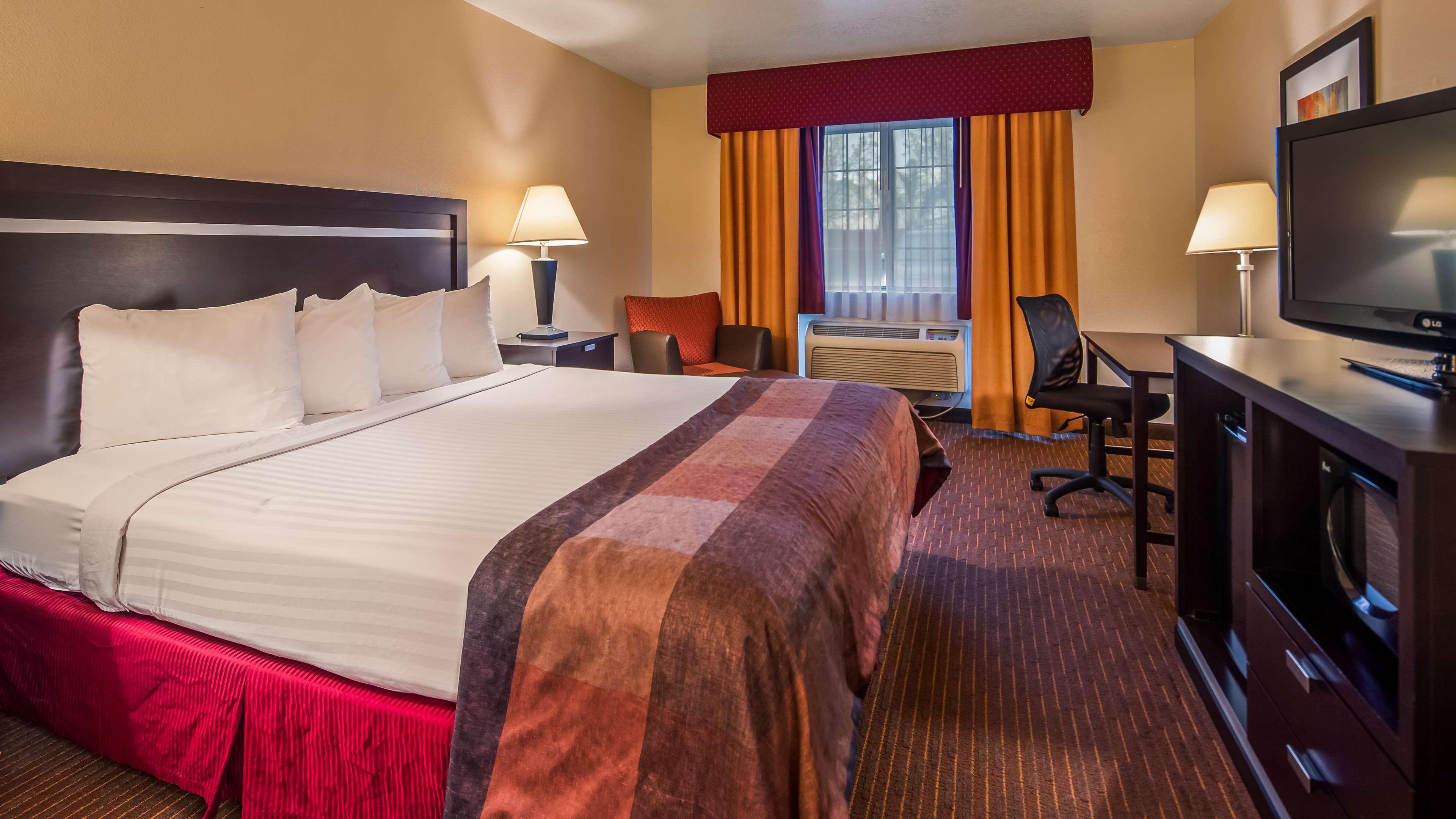 Best Western Luxury Inn Tracy Exteriér fotografie